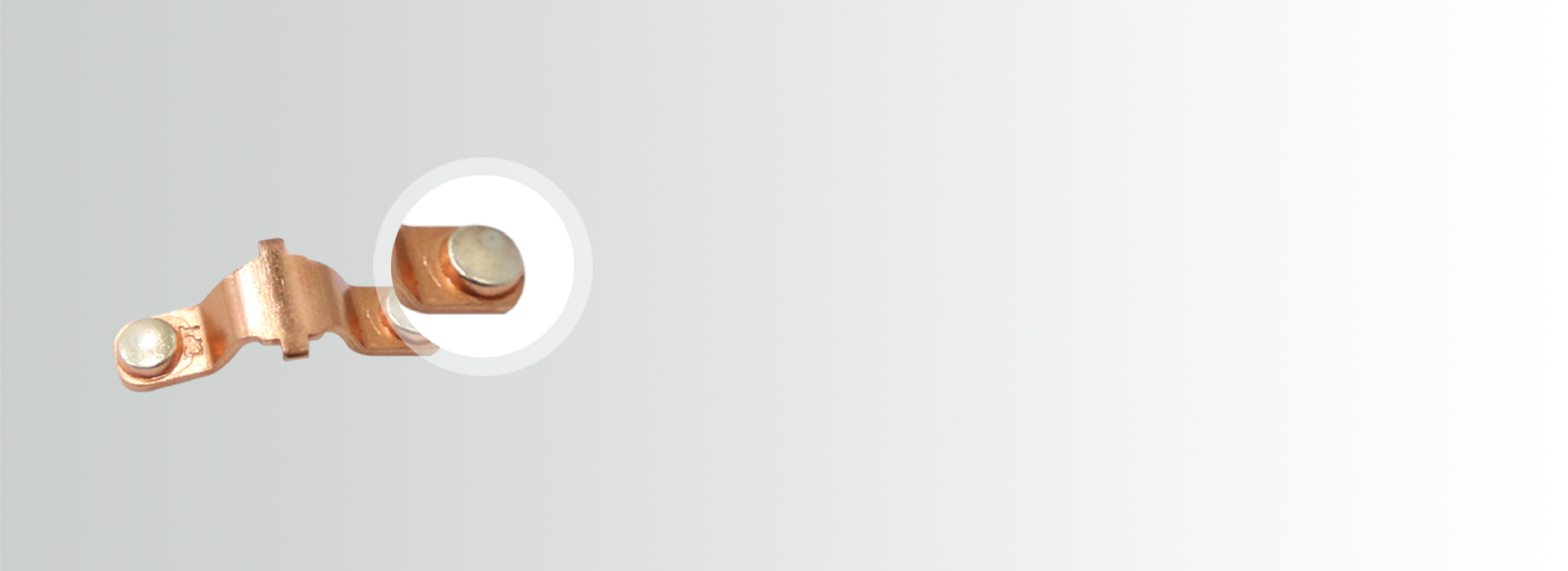 合理搭配金屬件，經久耐用黃金比例的錫磷青...