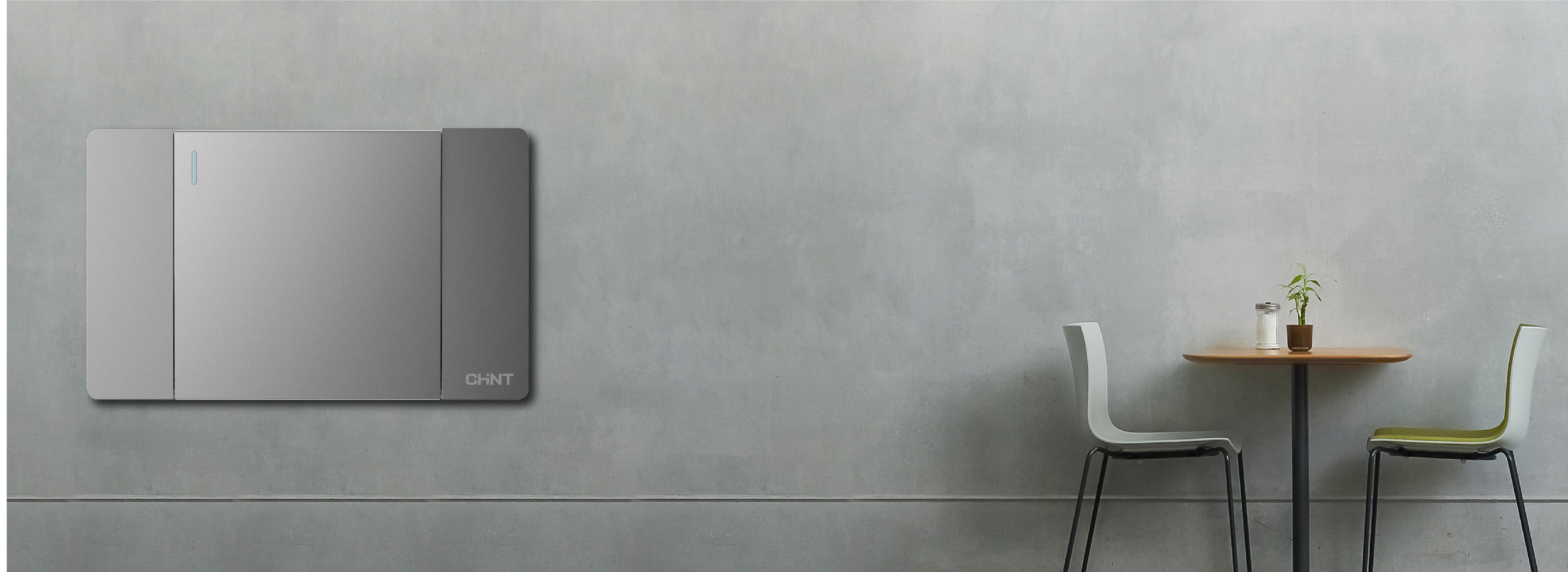 大格局， 更多精彩
 面板尺寸更大、無邊...