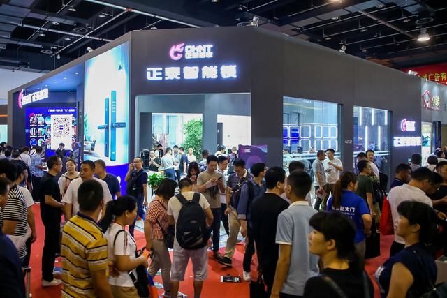 正泰智能鎖登陸永康門博會,助力經銷商從零成長 正泰智能鎖登陸永康門博會,助力經銷商從零成長