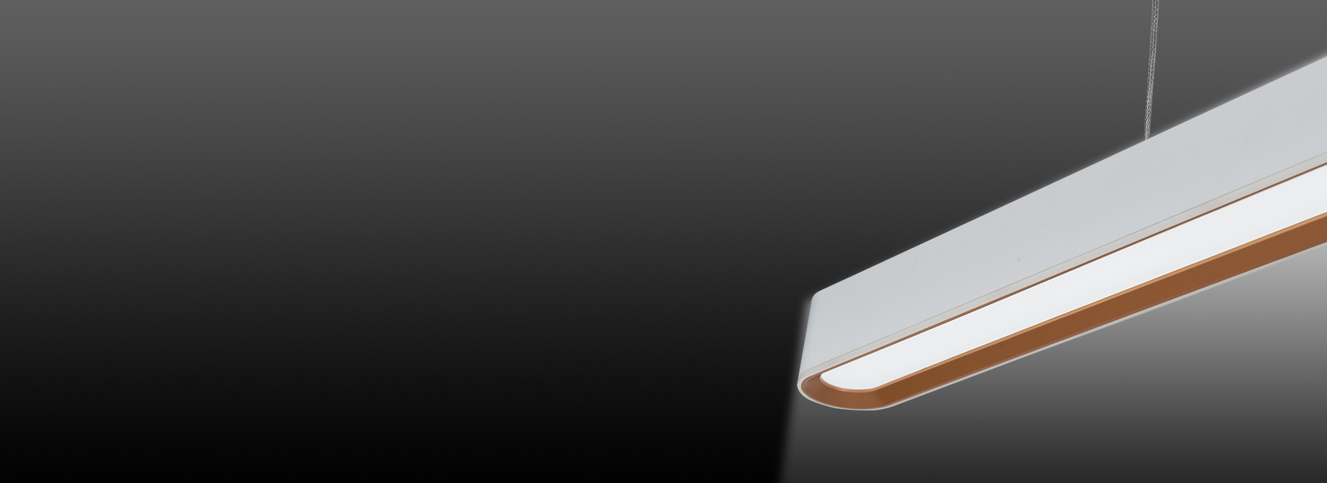 高透光燈罩，光線均勻，唯美舒適
 優質亞...