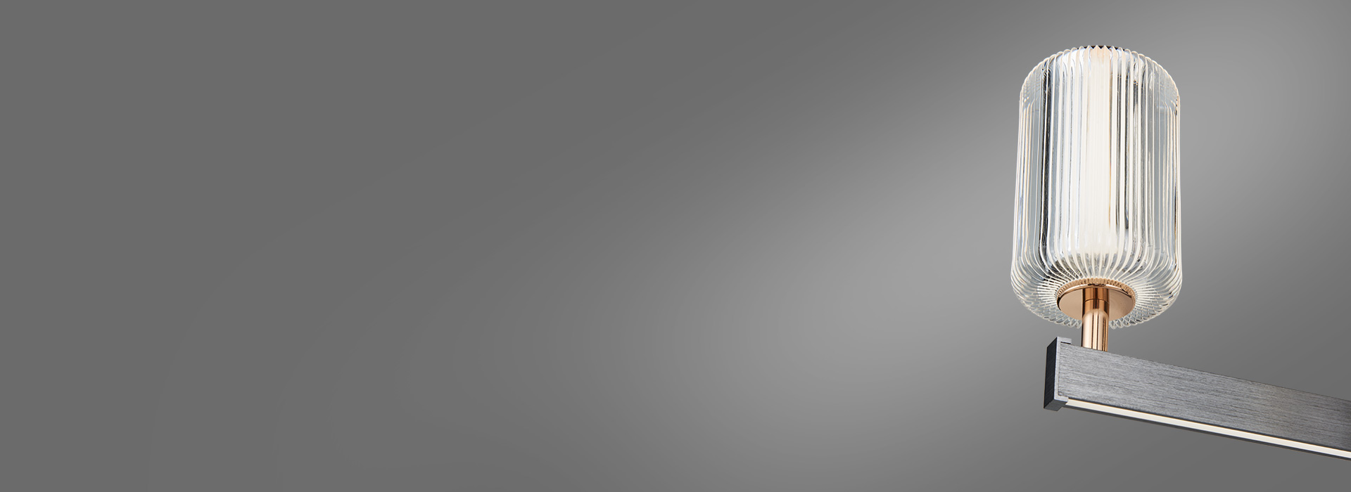 高透明亞克力燈罩，如水晶般出色質感
 透...