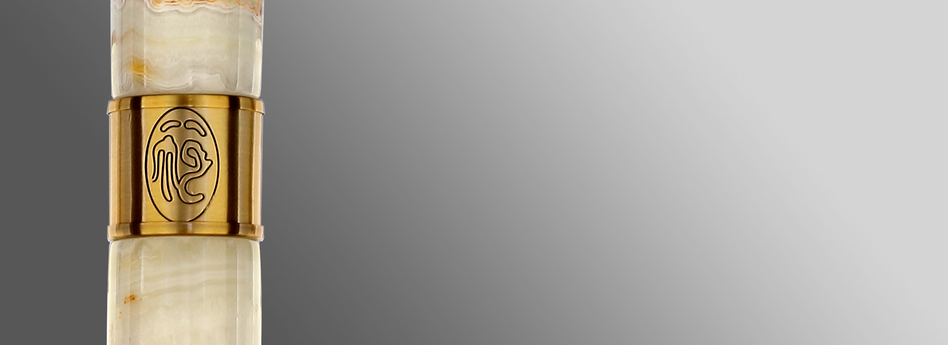 天然玉石點綴，生活，亦當溫婉如玉
 多處...