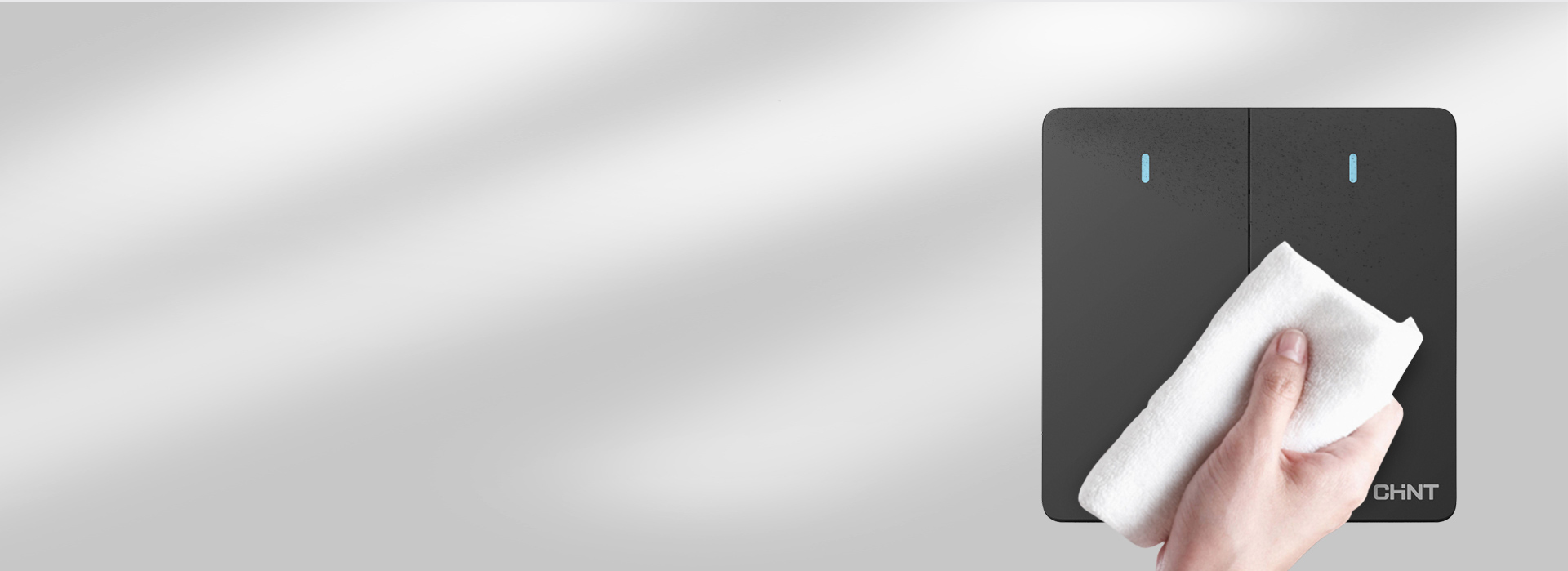 純平，是一種貼心
 純平面板，表面無(wú)縫隙...