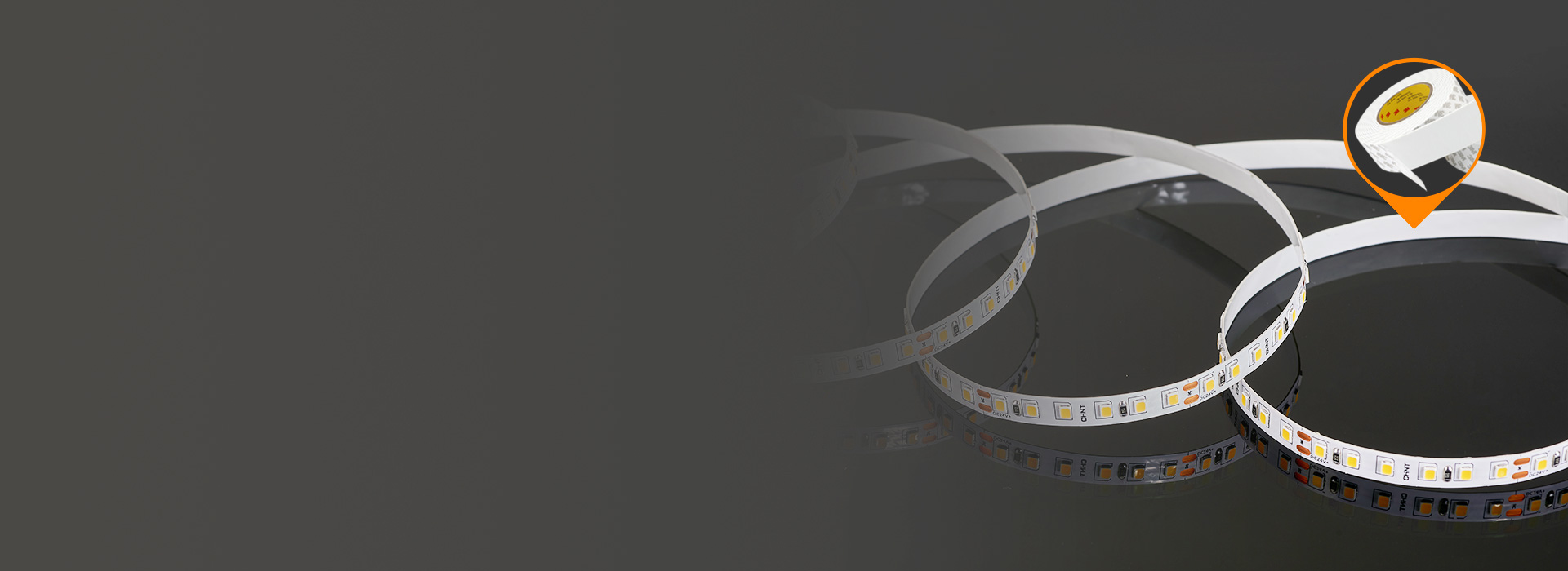 自帶背膠，安裝方便
 裸板燈帶，自帶強(qiáng)力...